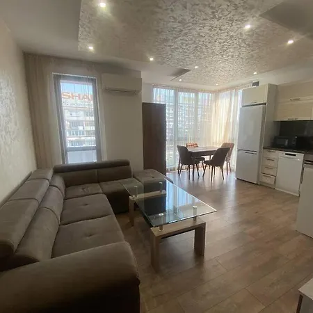 Апартаменты Cozy-1bd Flat *